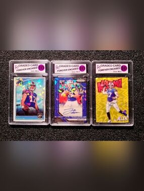 Josh Allen Buffalo Bills MVP Cracked Ice Autograph Football Rookie Card Set.